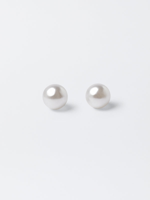 Earrings With Pearls