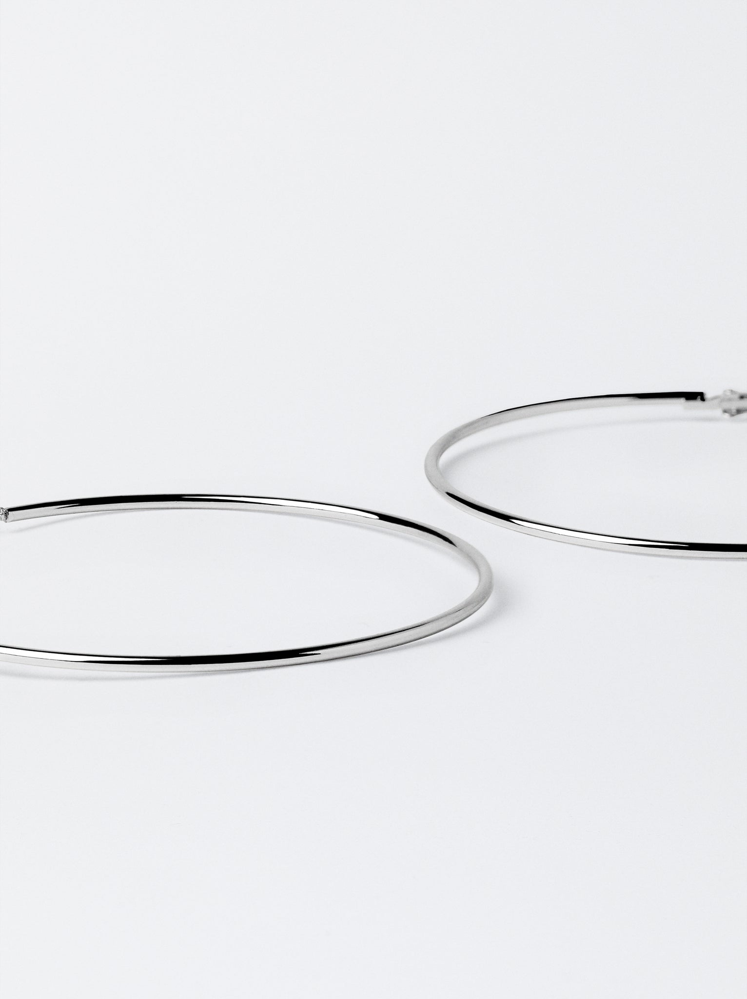 Basic Large Hoop Earrings