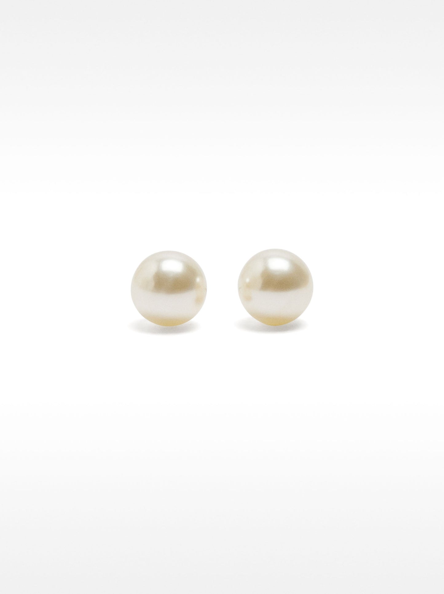 Faux Pearl Studs