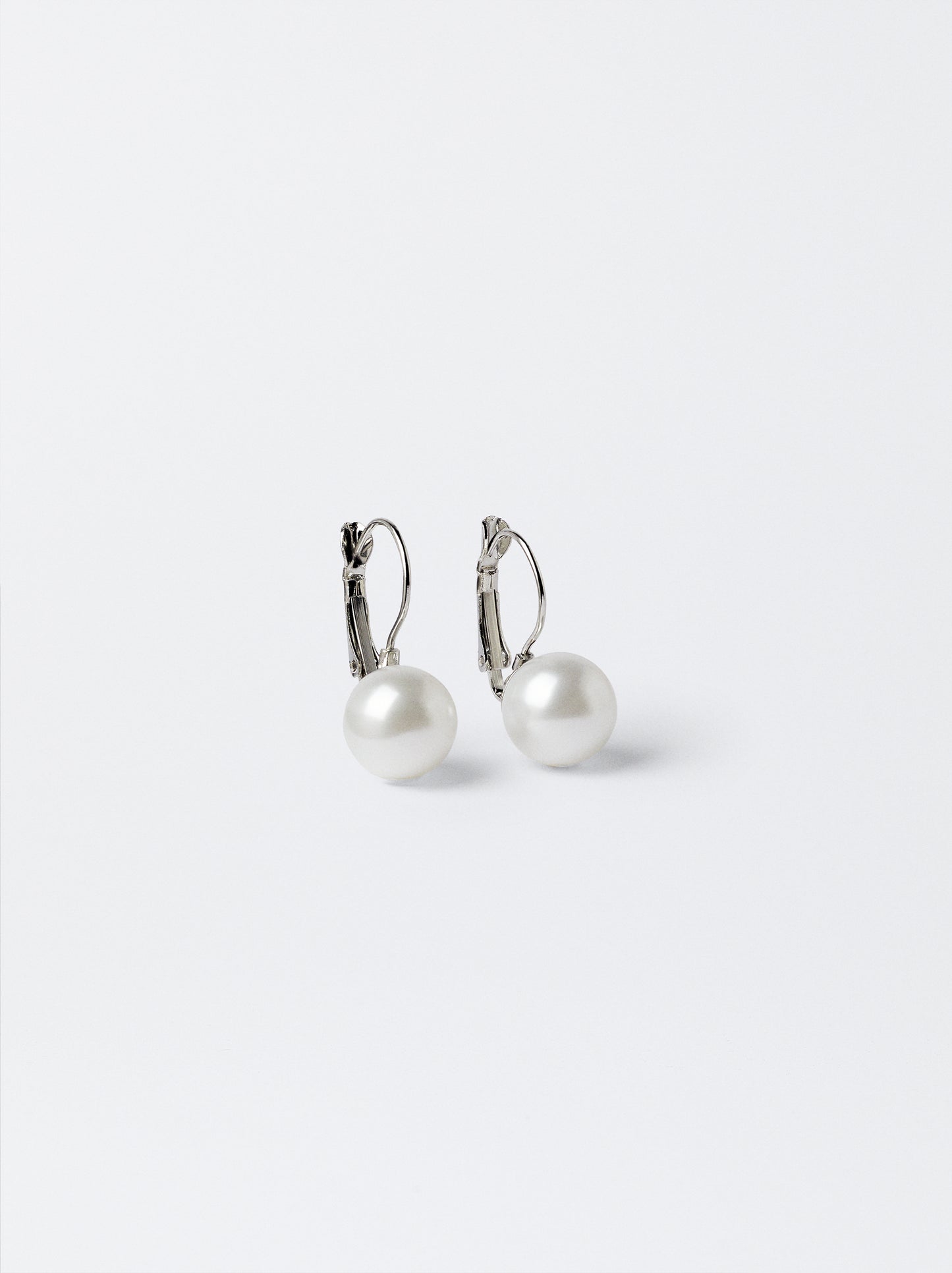 Faux Pearl Studs