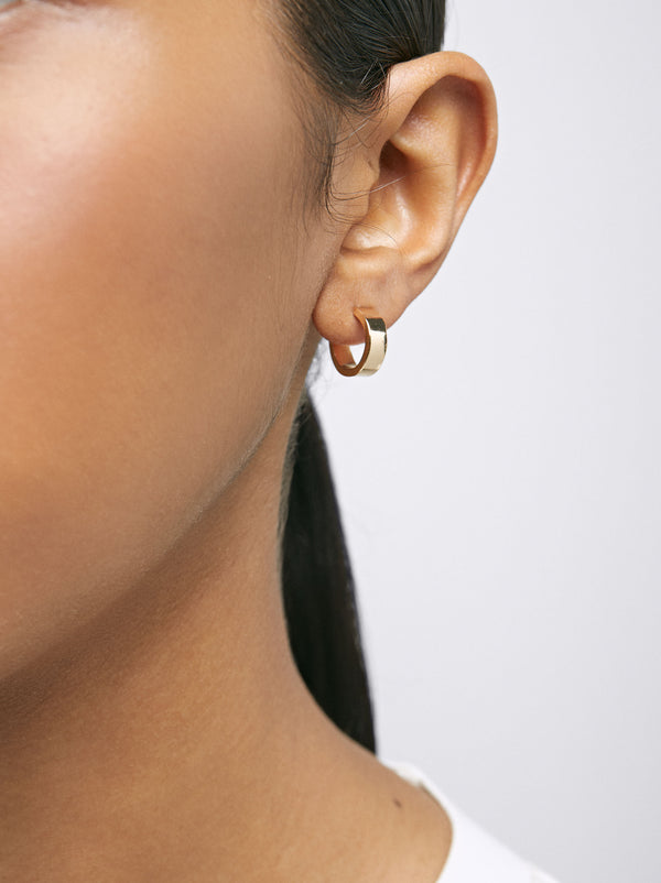 Basic Small Hoop Earrings