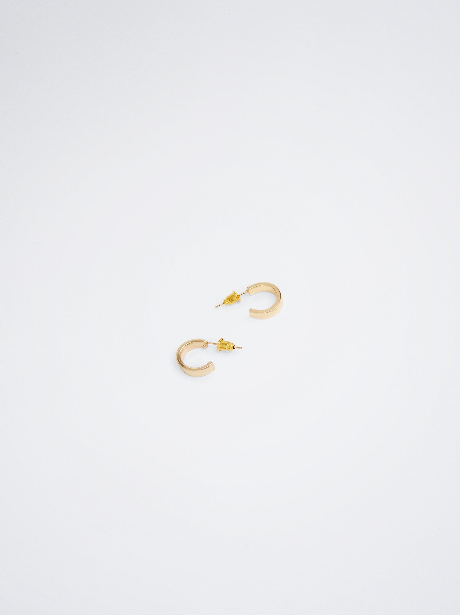 Basic Small Hoop Earrings