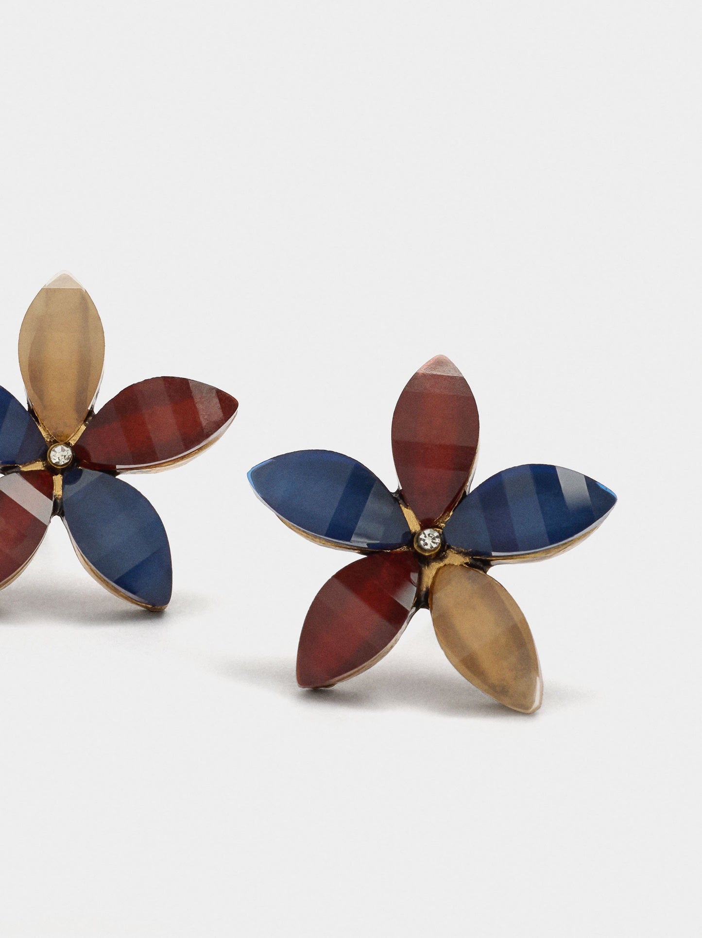 Flower Earrings With Resin