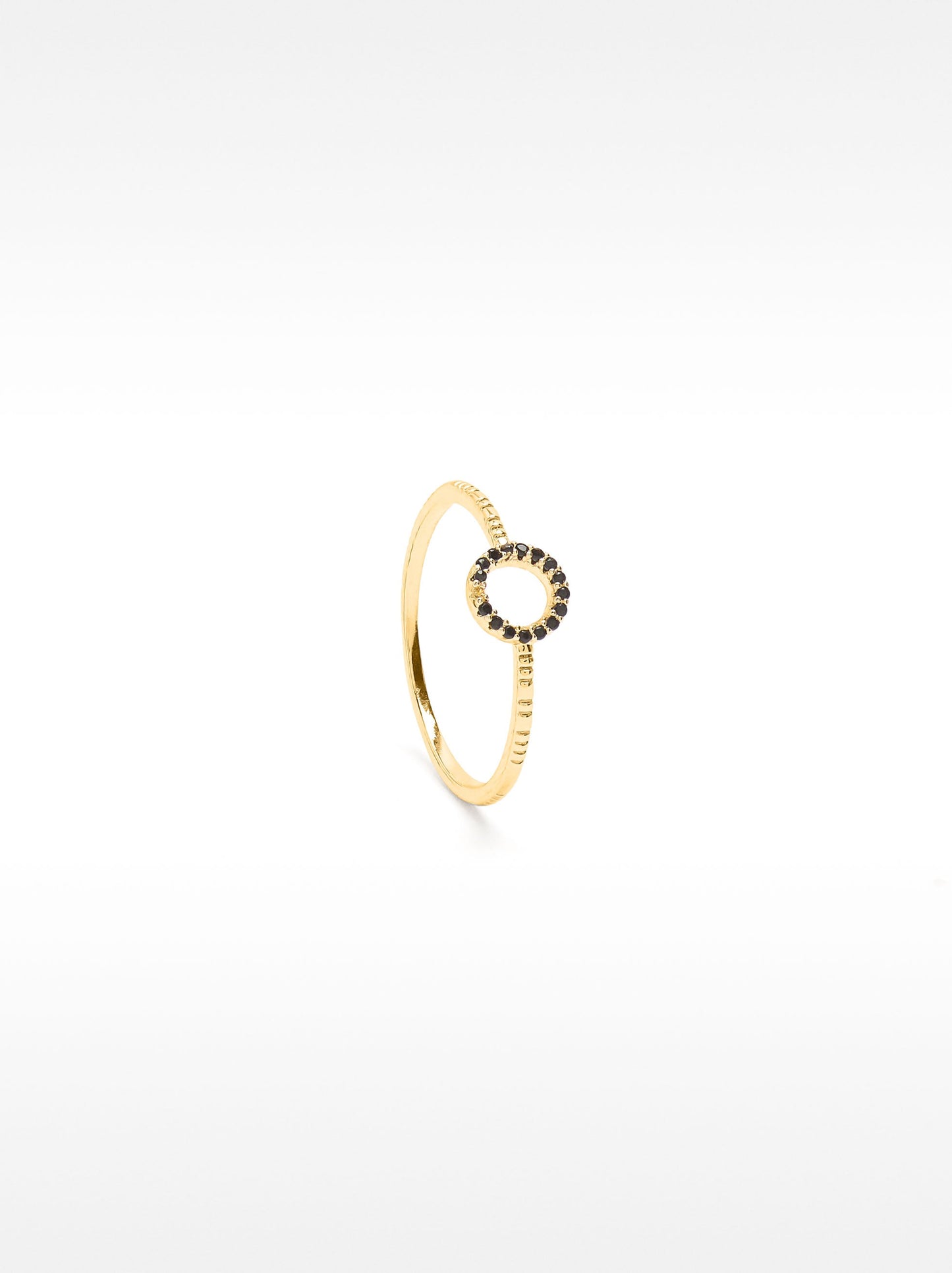 Ring With Zirconia
