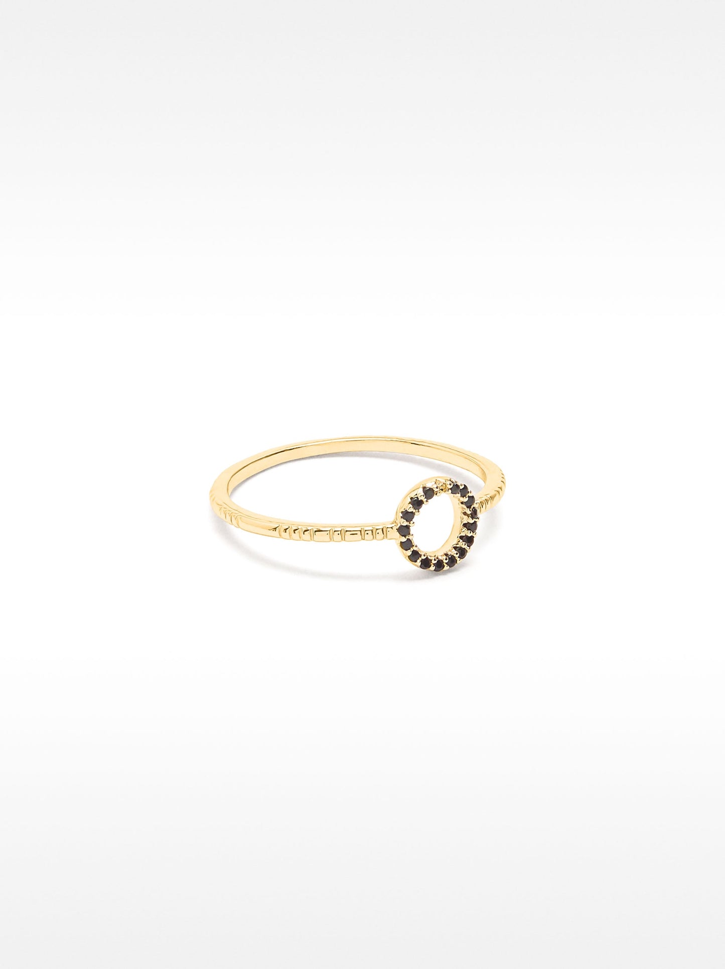 Ring With Zirconia
