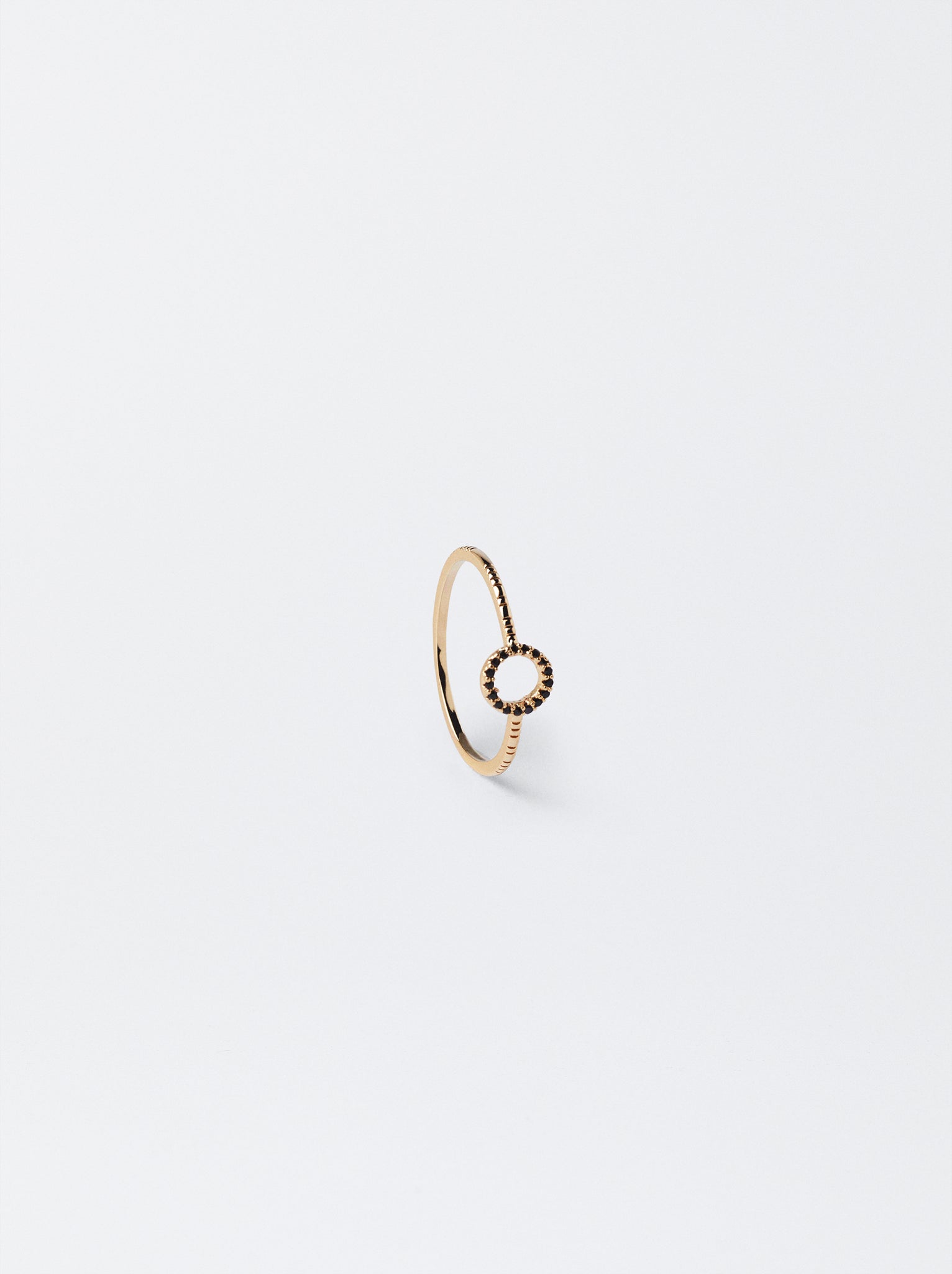 Ring With Zirconia