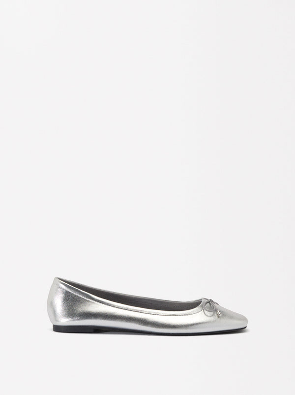 Metallic Ballet Flats With Bow