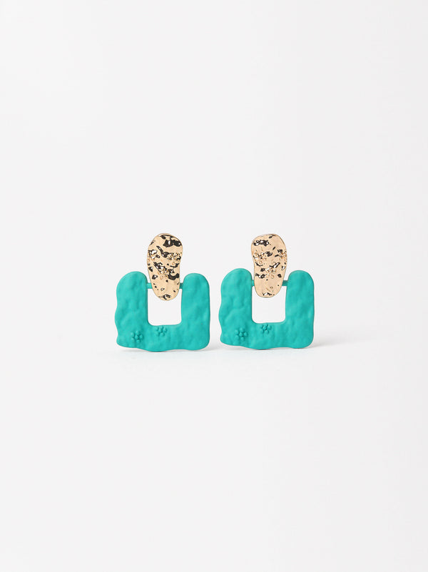 Earrings With Matte Effect