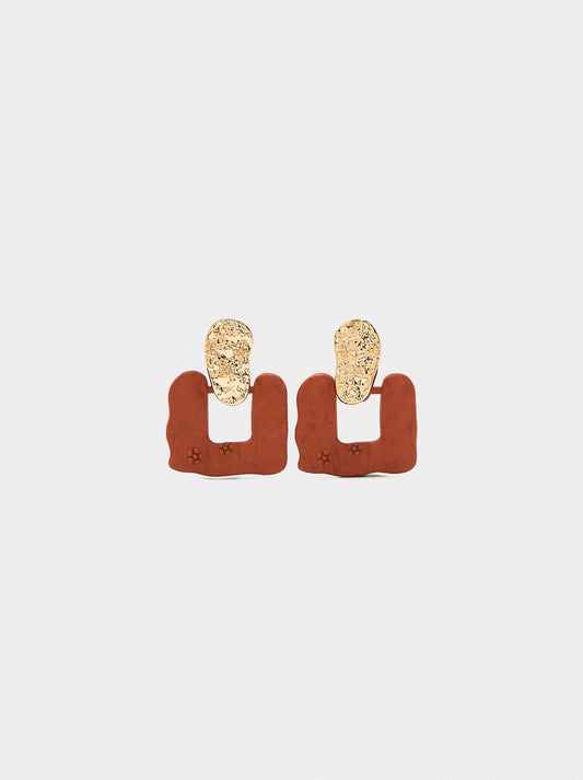 Earrings With Matte Effect