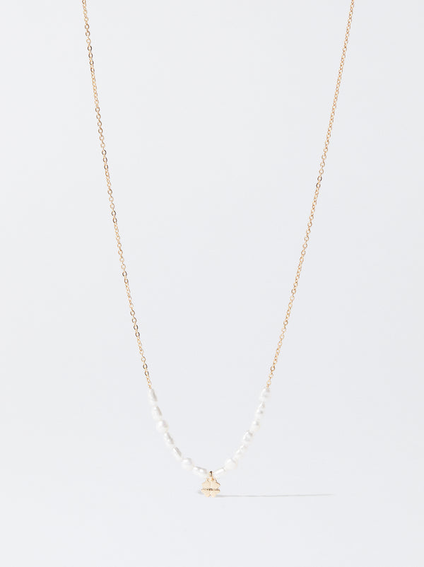 Gold-Toned Necklace With Freshwater Pearl