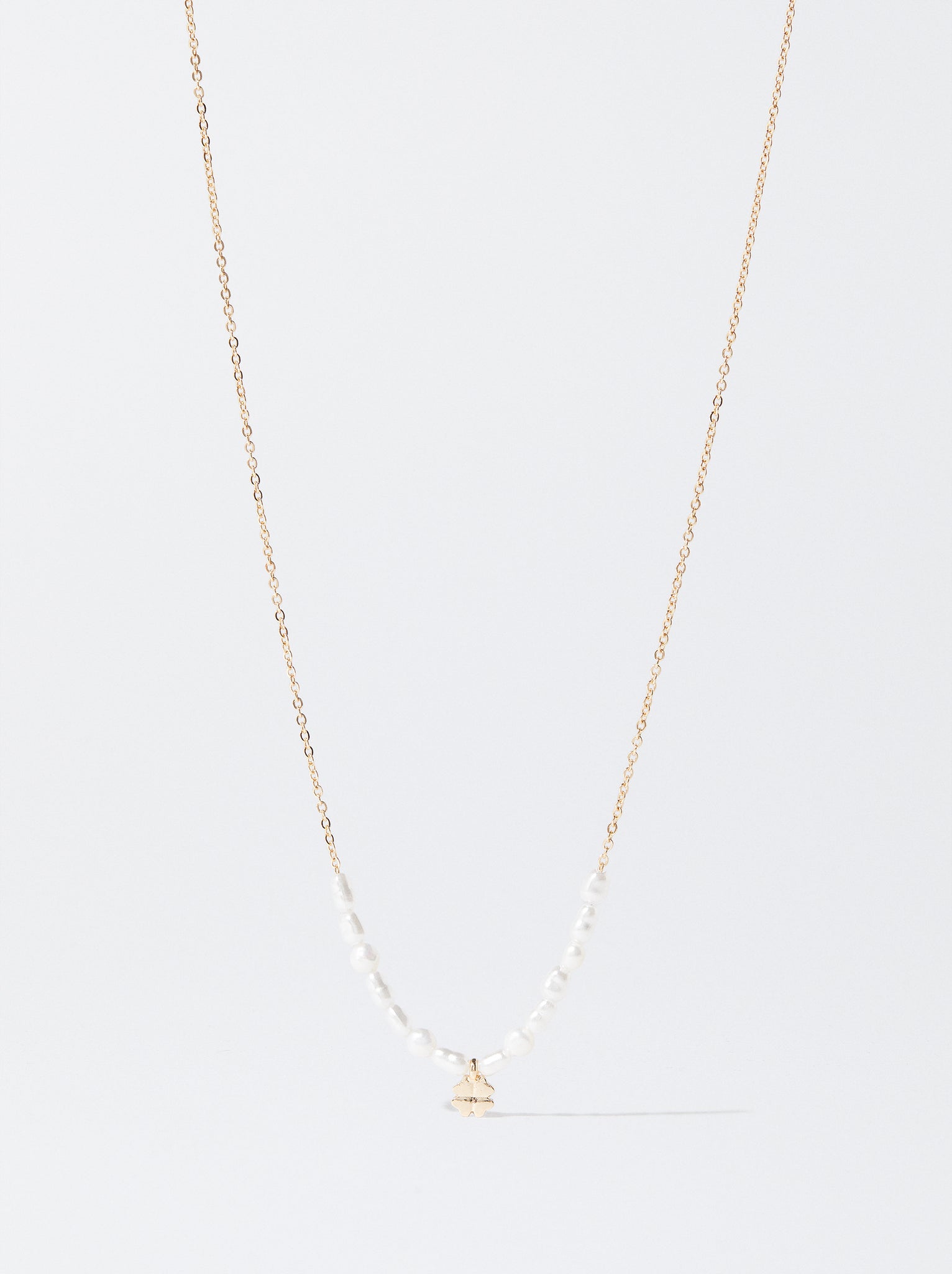 Gold-Toned Necklace With Freshwater Pearl