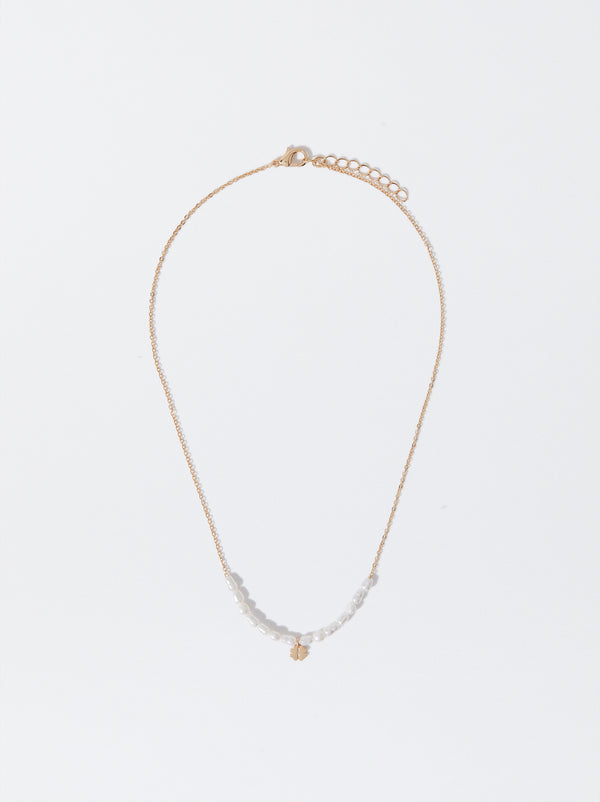 Gold-Toned Necklace With Freshwater Pearl