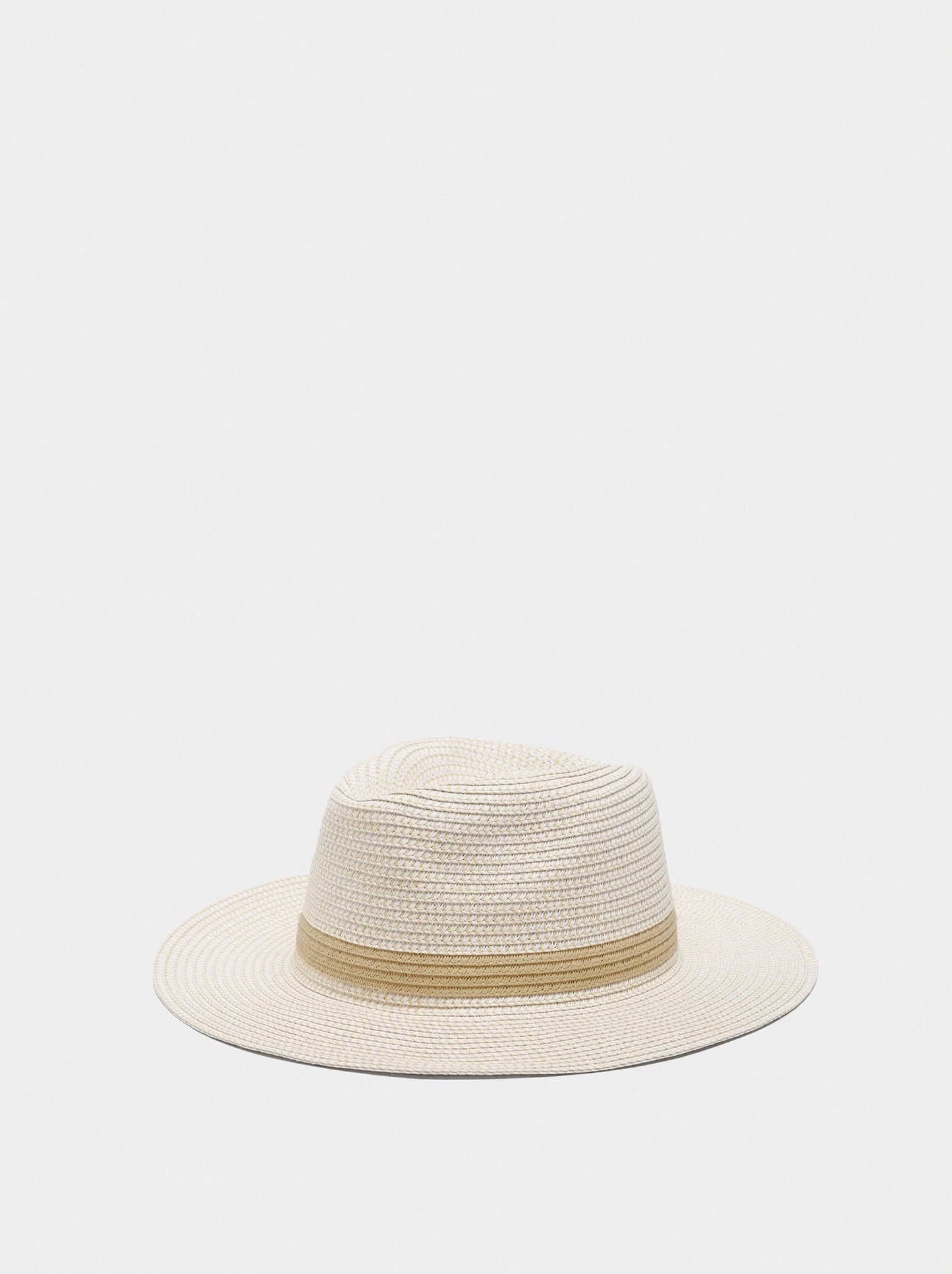 Hat With Paper Straw Effect