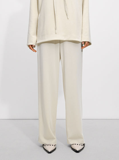 Loose-Fitting Trousers With Elastic Waistband