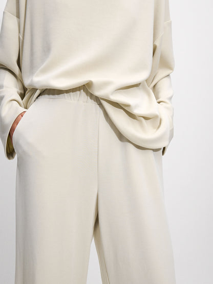 Loose-Fitting Trousers With Elastic Waistband
