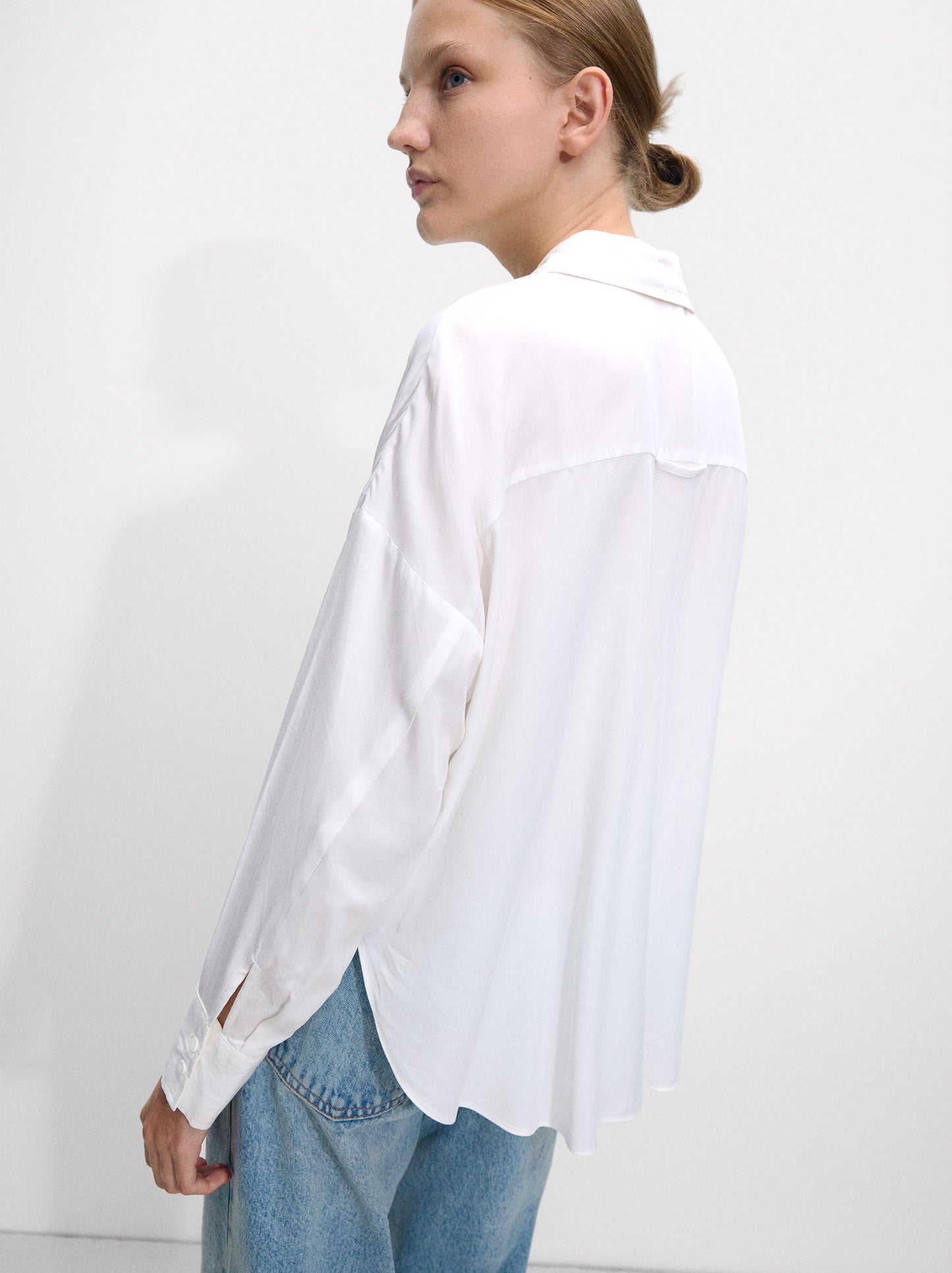 Long-Sleeve Shirt With Cuff