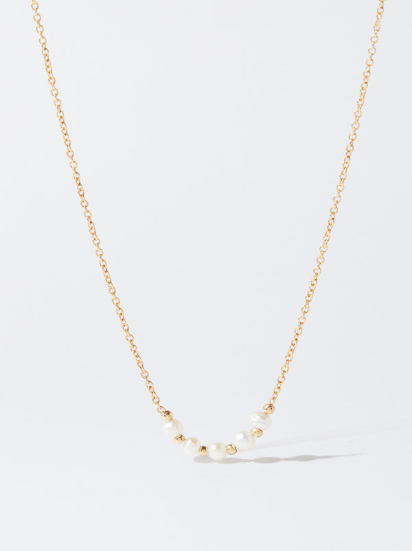 Gold Necklace With Pearls