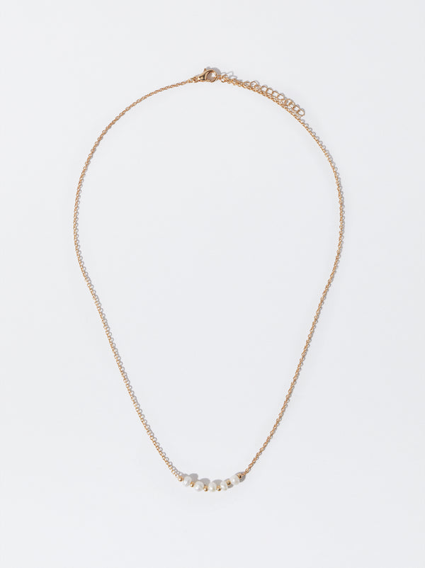 Gold Necklace With Pearls