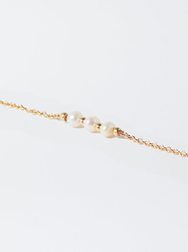 Golden Bracelet With Pearls