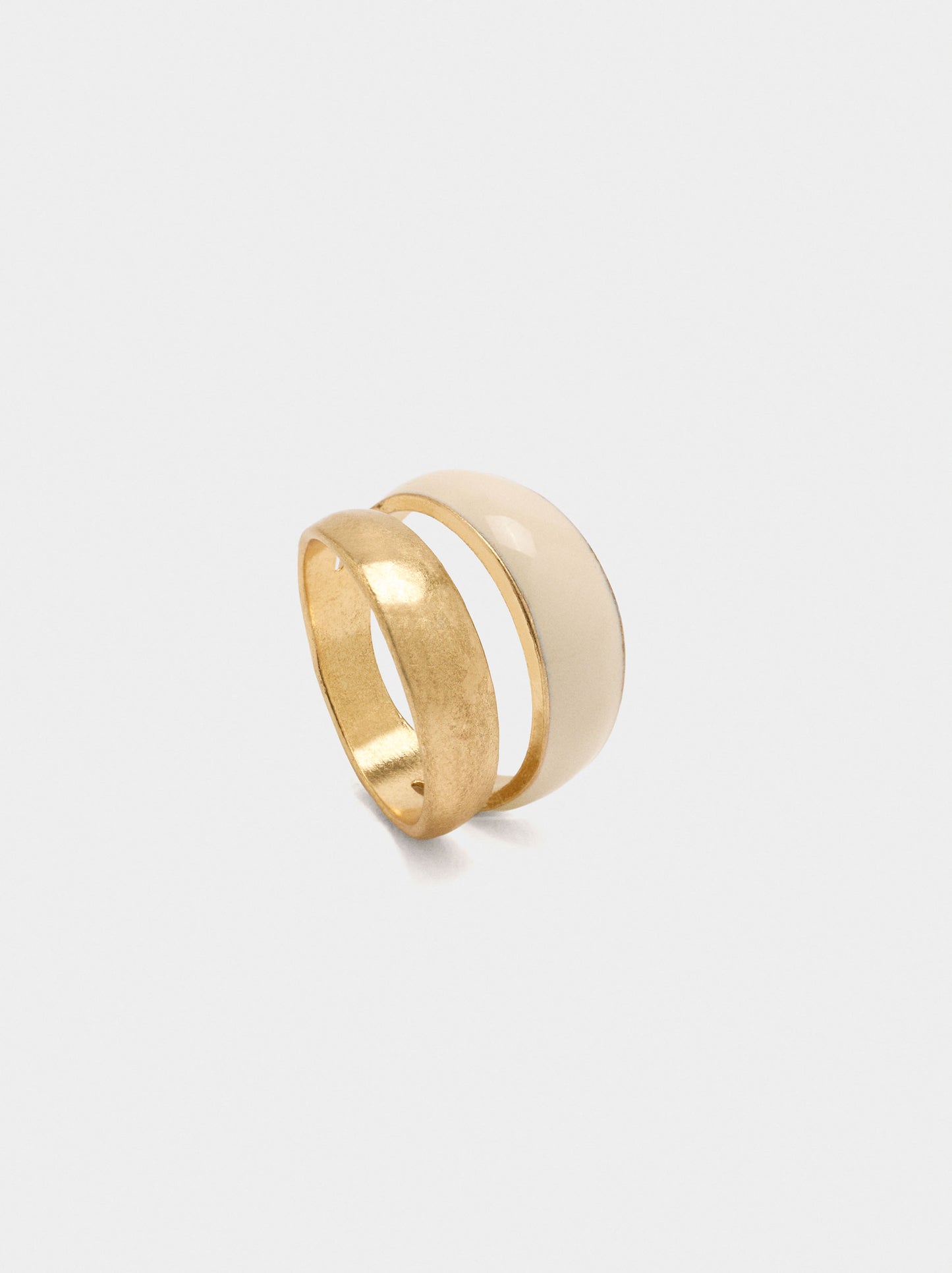 Enamel Ring