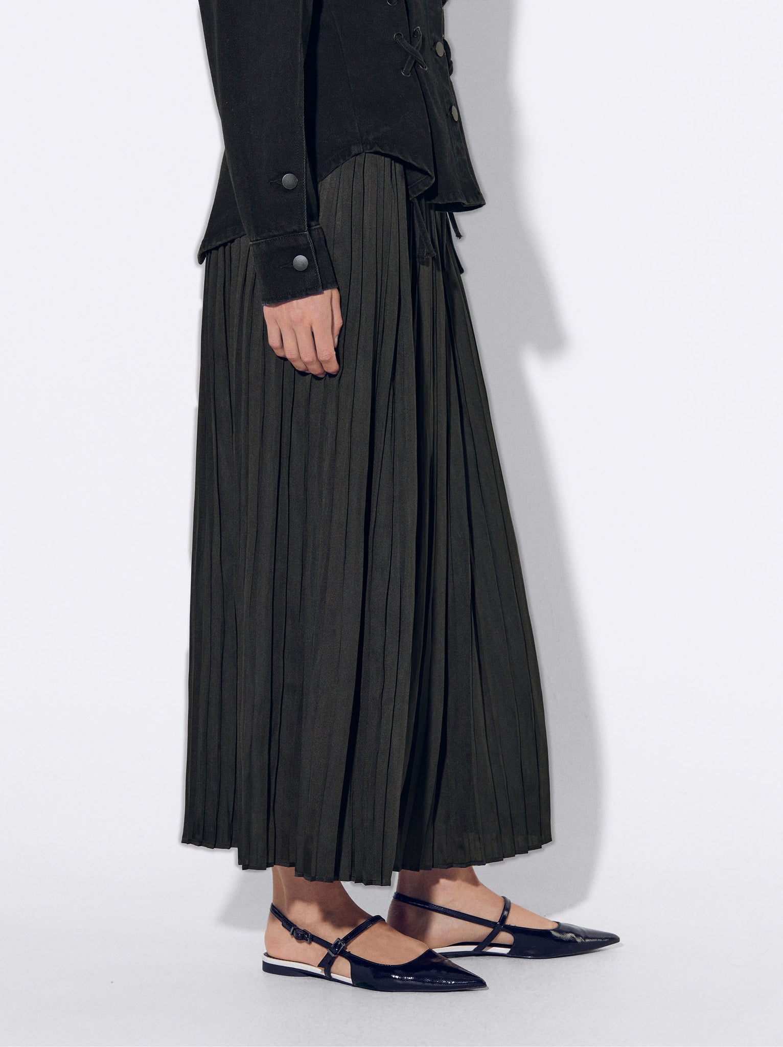 Long Pleated Skirt