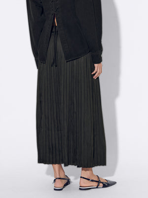 Long Pleated Skirt