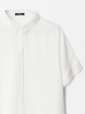 Short-Sleeved Shirt With Buttons