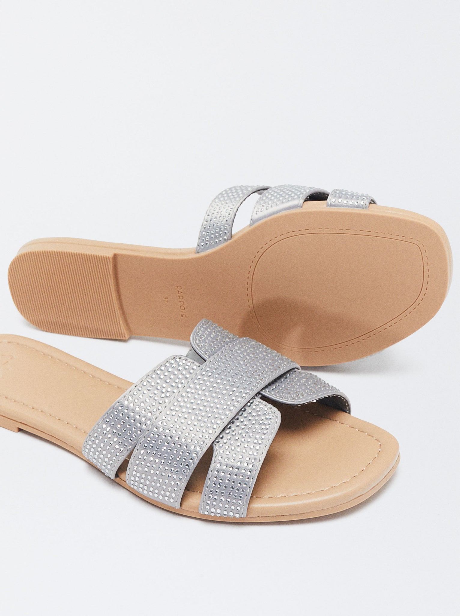 Eman Flat Sandals