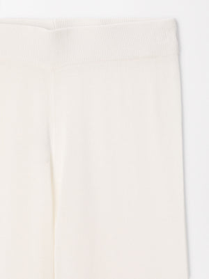 Loose-Fitting Trousers With Elastic Waistband