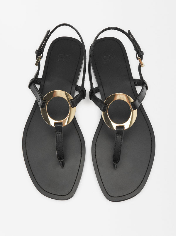 Flat Sandals With Metallic Detail