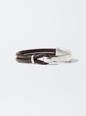 Bracelet With Metallic Detail