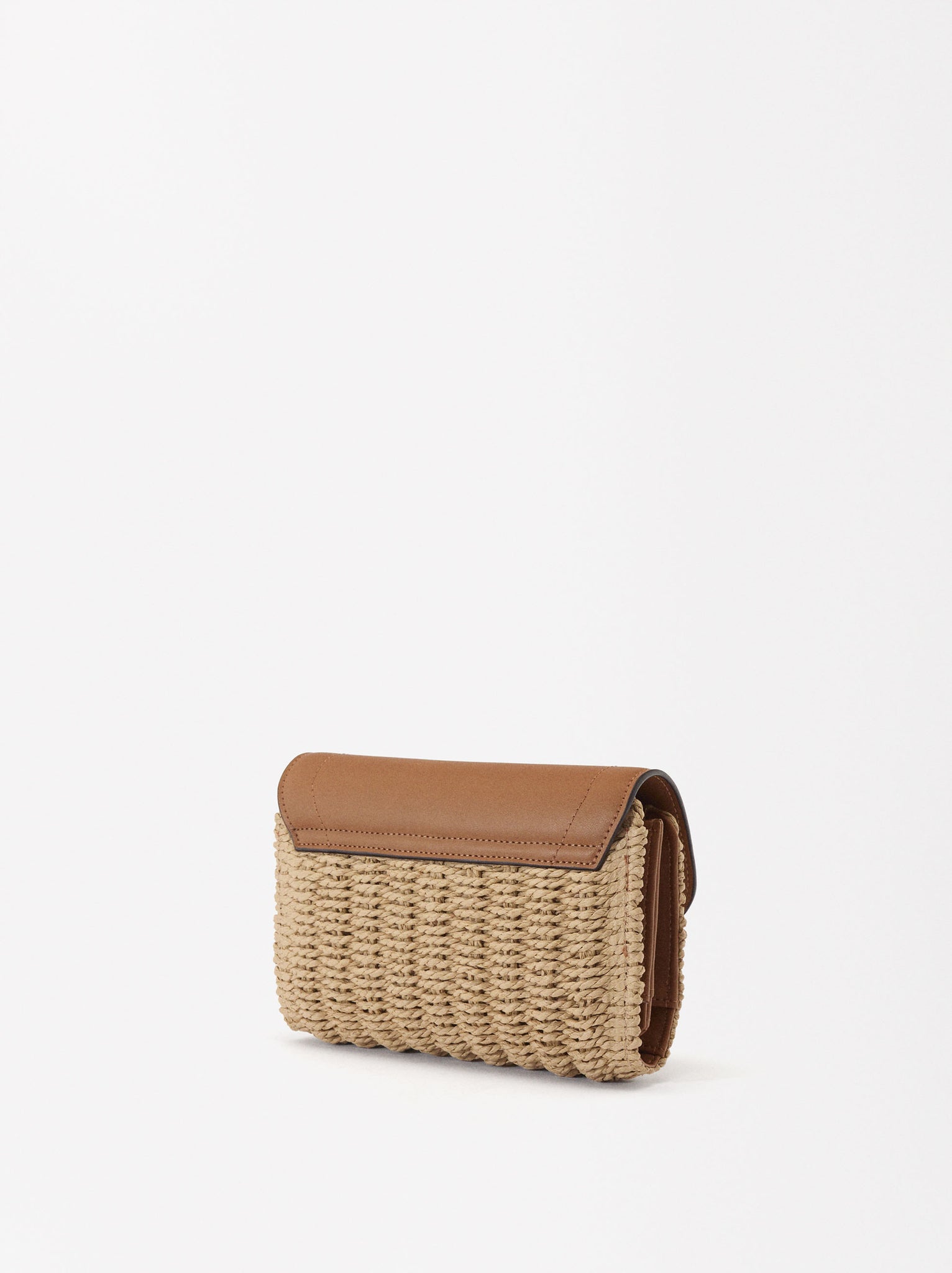 Straw-Effect Wallet