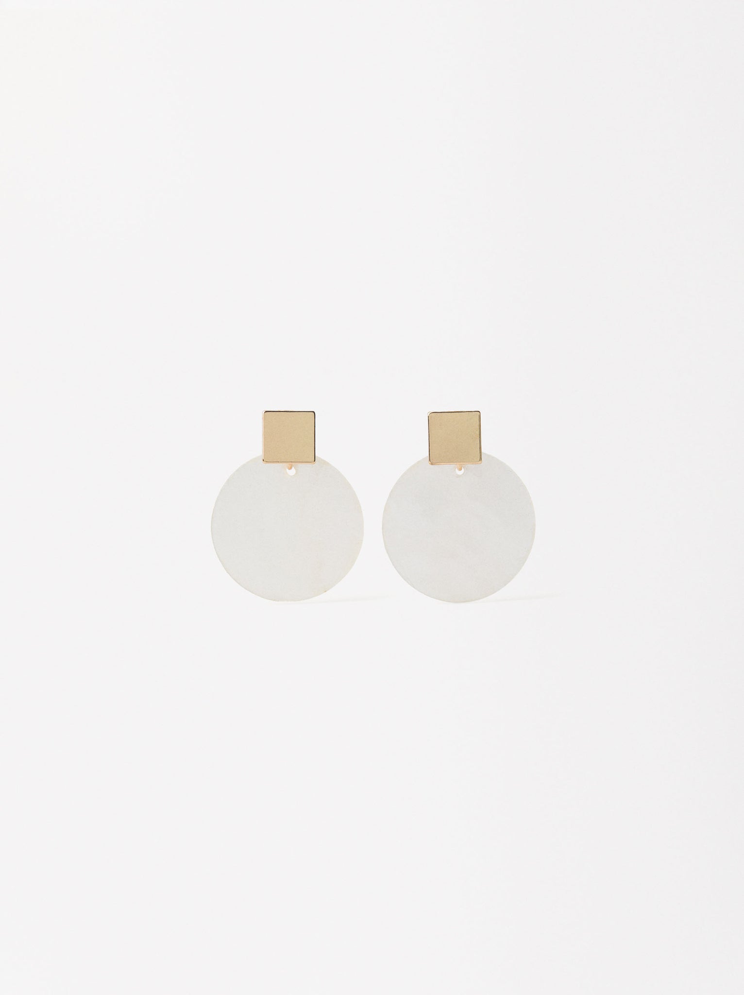 Medium Shell Earrings