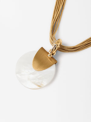 Shell Pendant Necklace