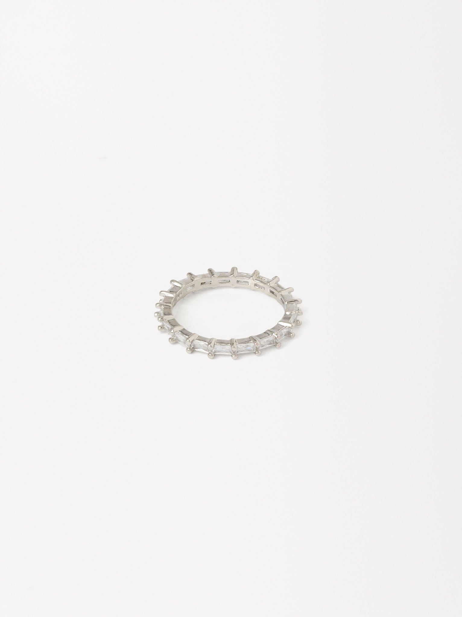 Ring With Zirconia