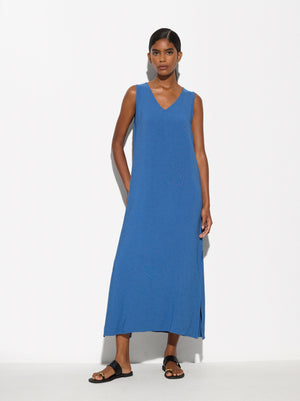 Loose-Fitting V-Neck Dress