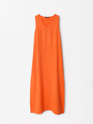 Loose-Fitting V-Neck Dress