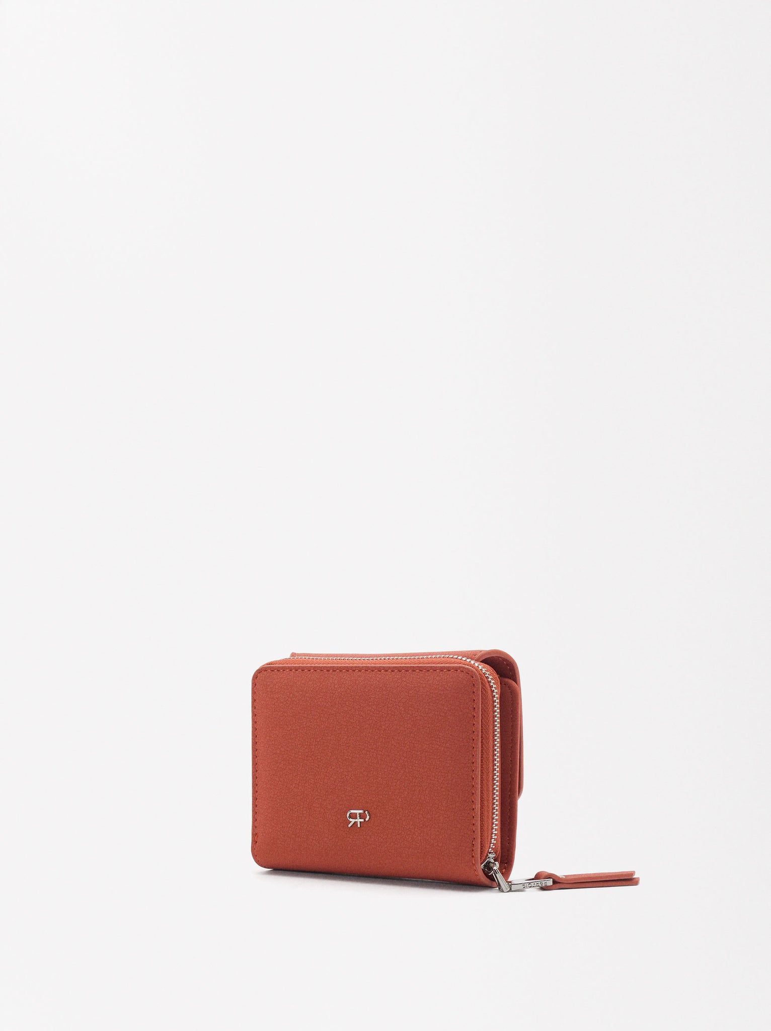 Wallet With Flap Closure