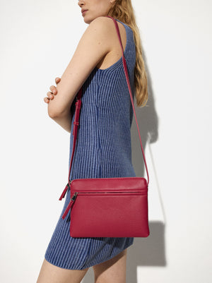 Textured Basic Crossbody Bag