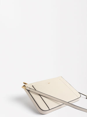 Shoulder Bag With Exterior Pocket