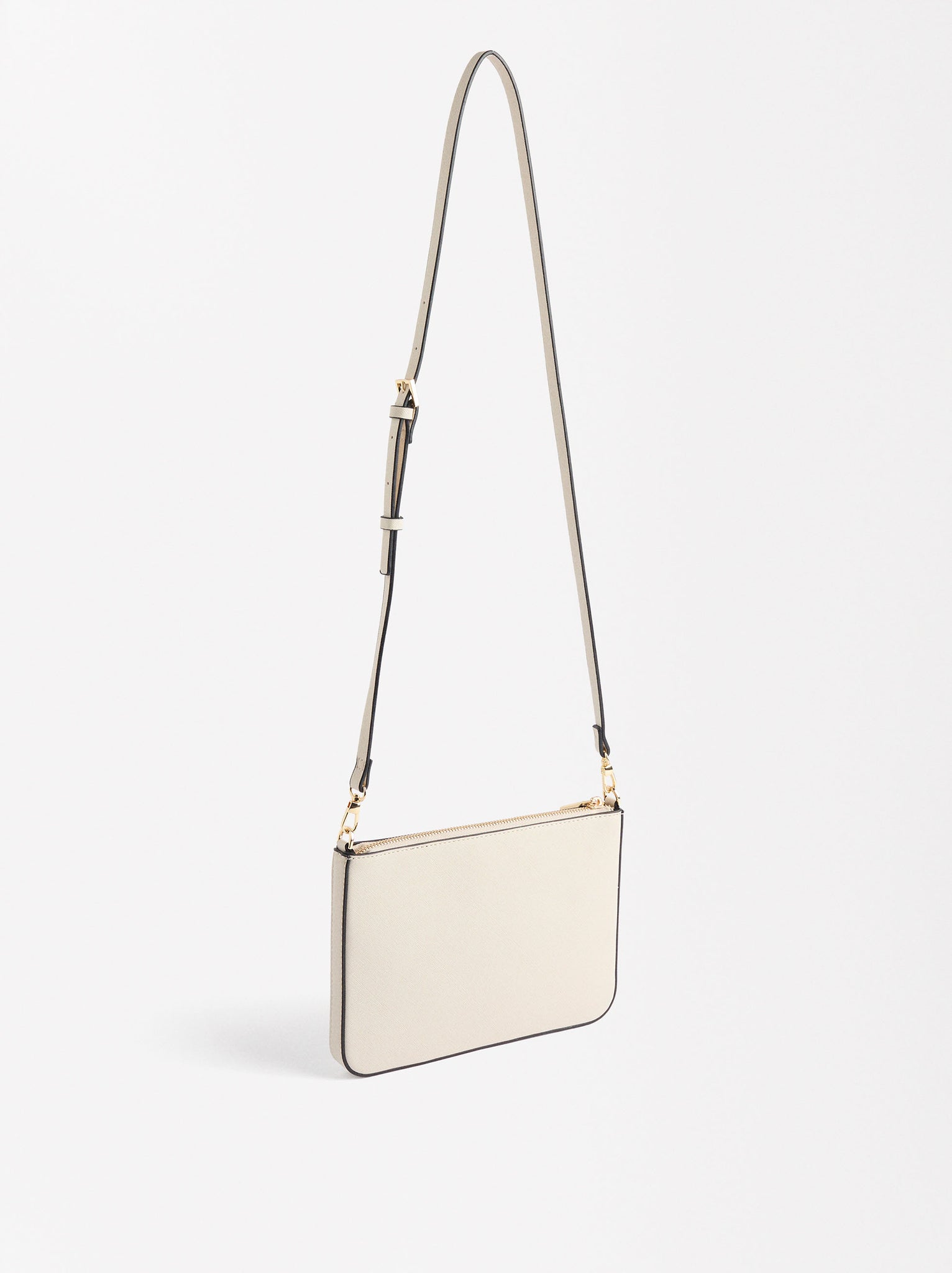 Shoulder Bag With Exterior Pocket