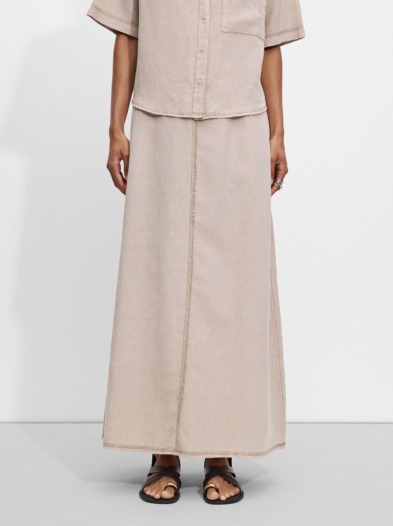 Long Skirt With Linen