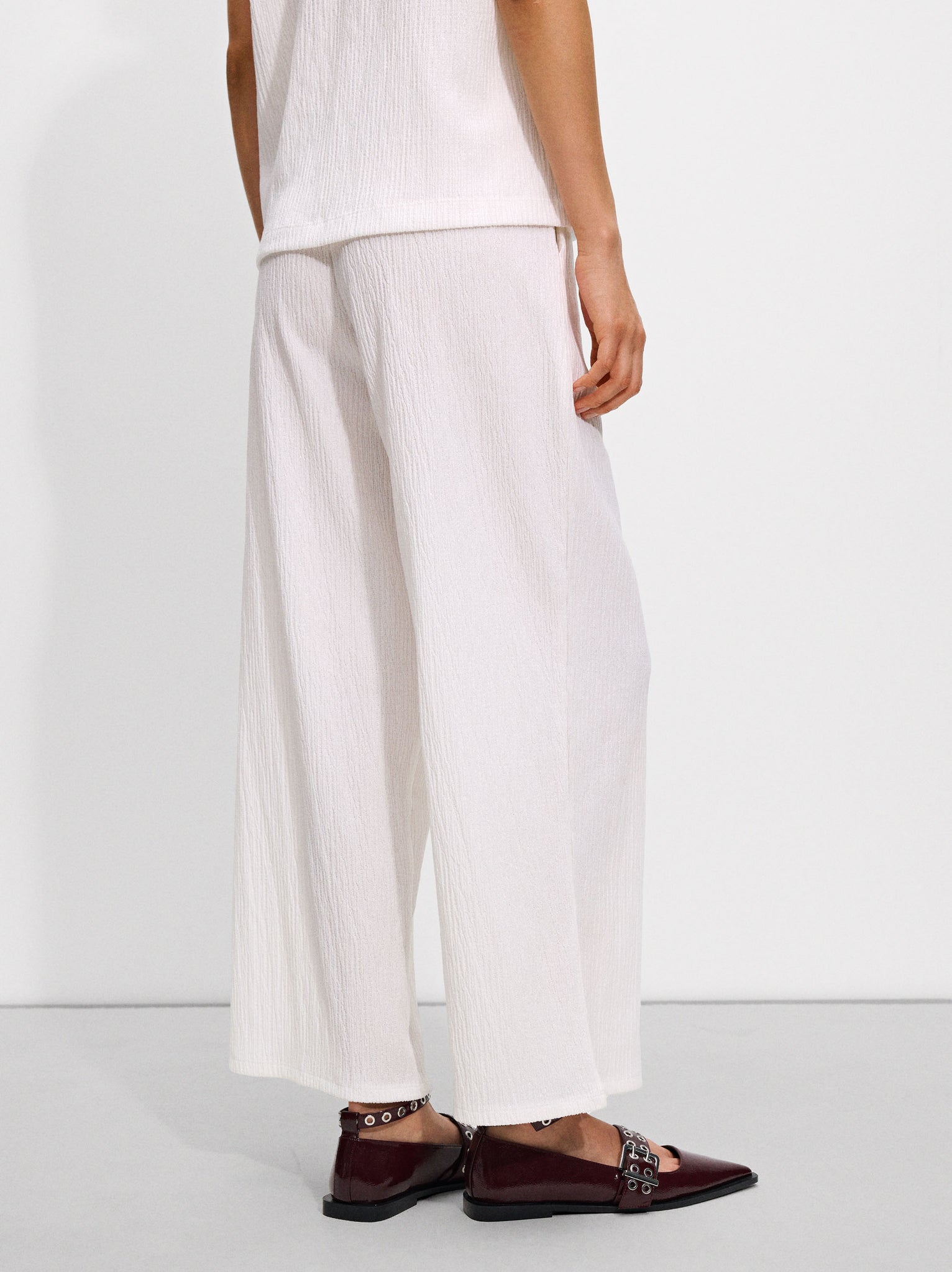 Textured Trousers With Elastic Waistband