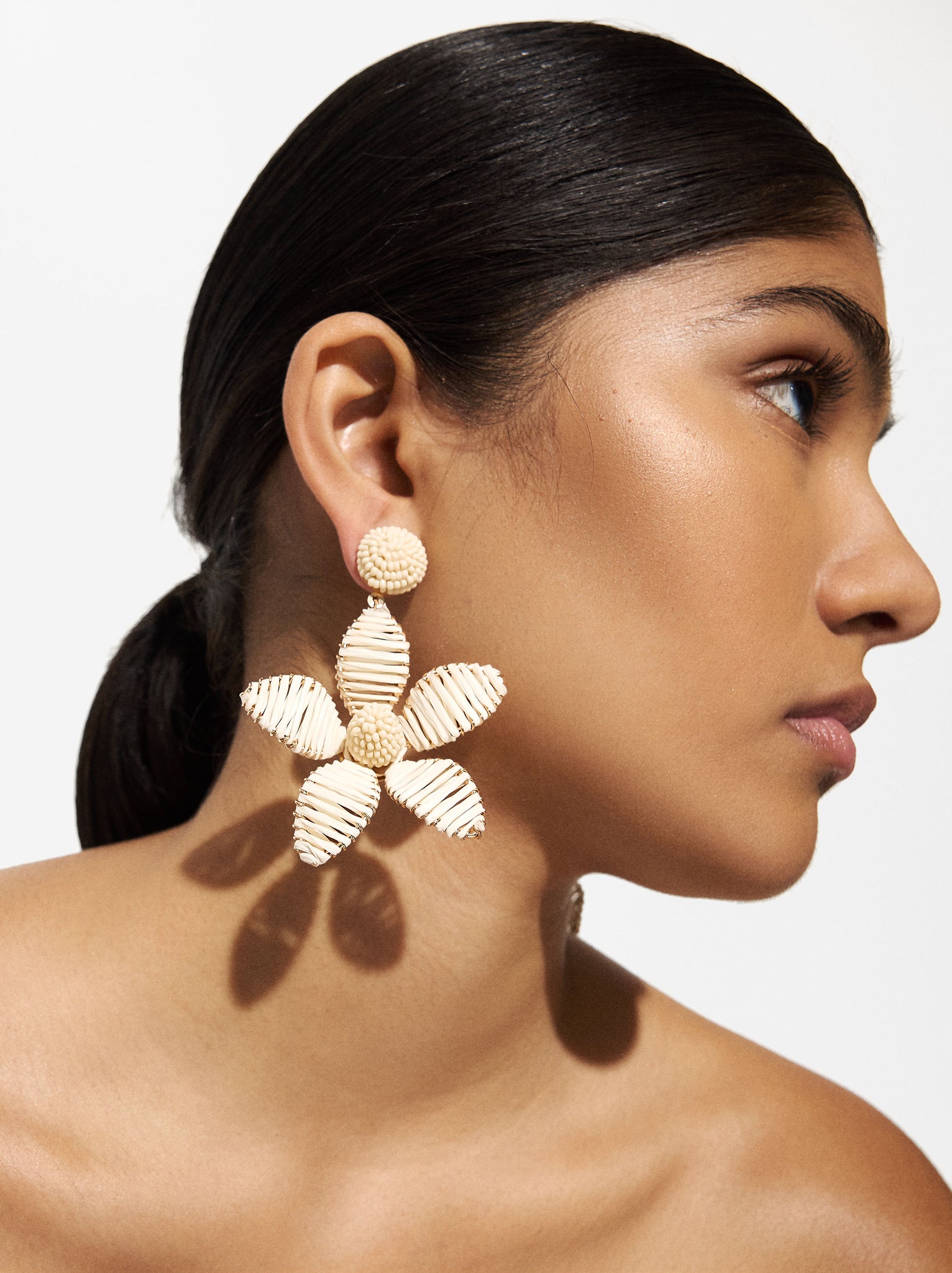 Maxi Raffia Flower Earrings