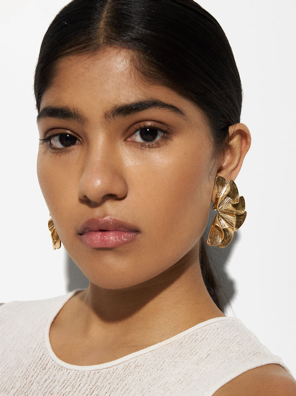 Golden Maxiflor Earrings