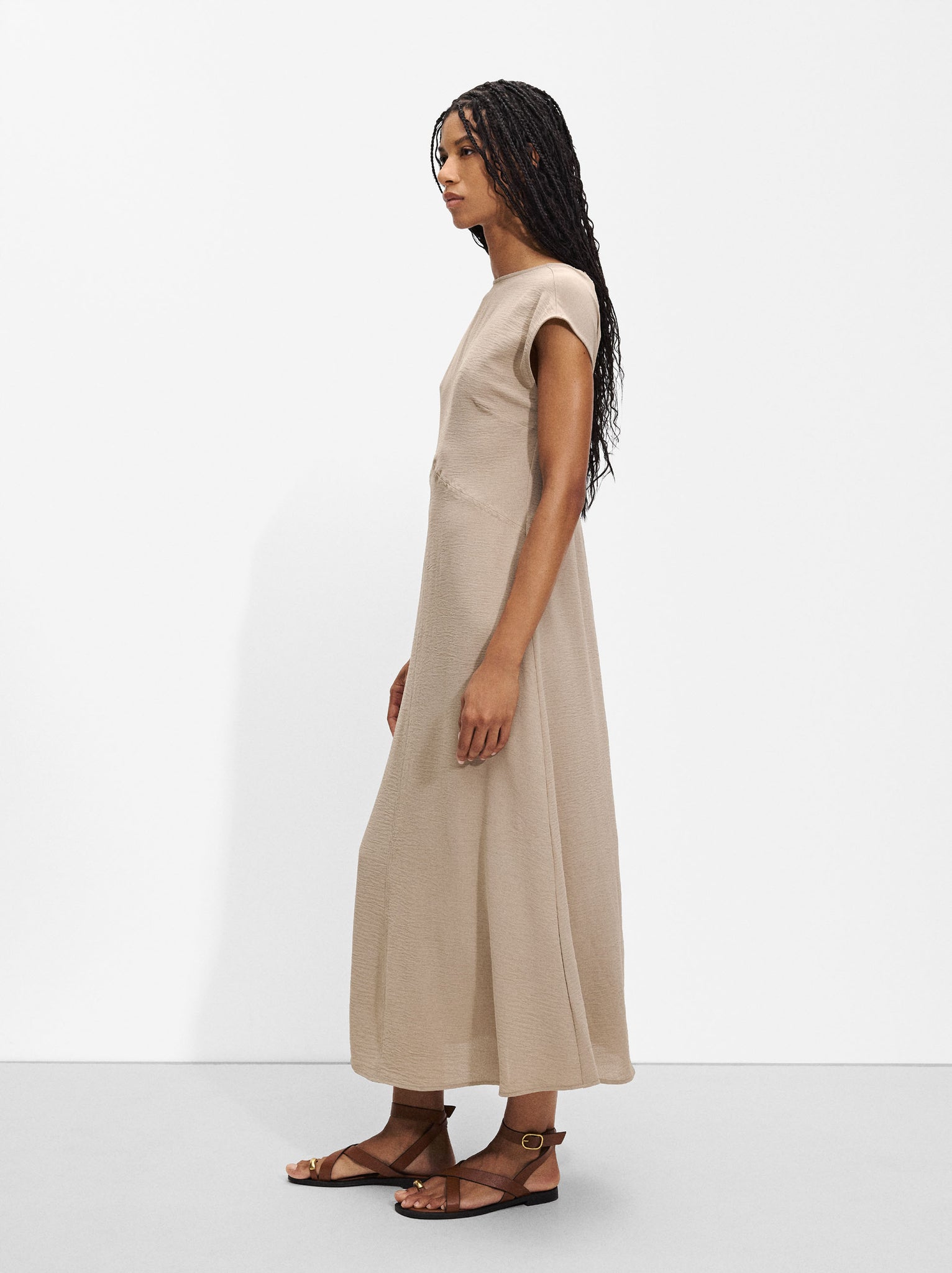 Loose-Fitting Midi Dress