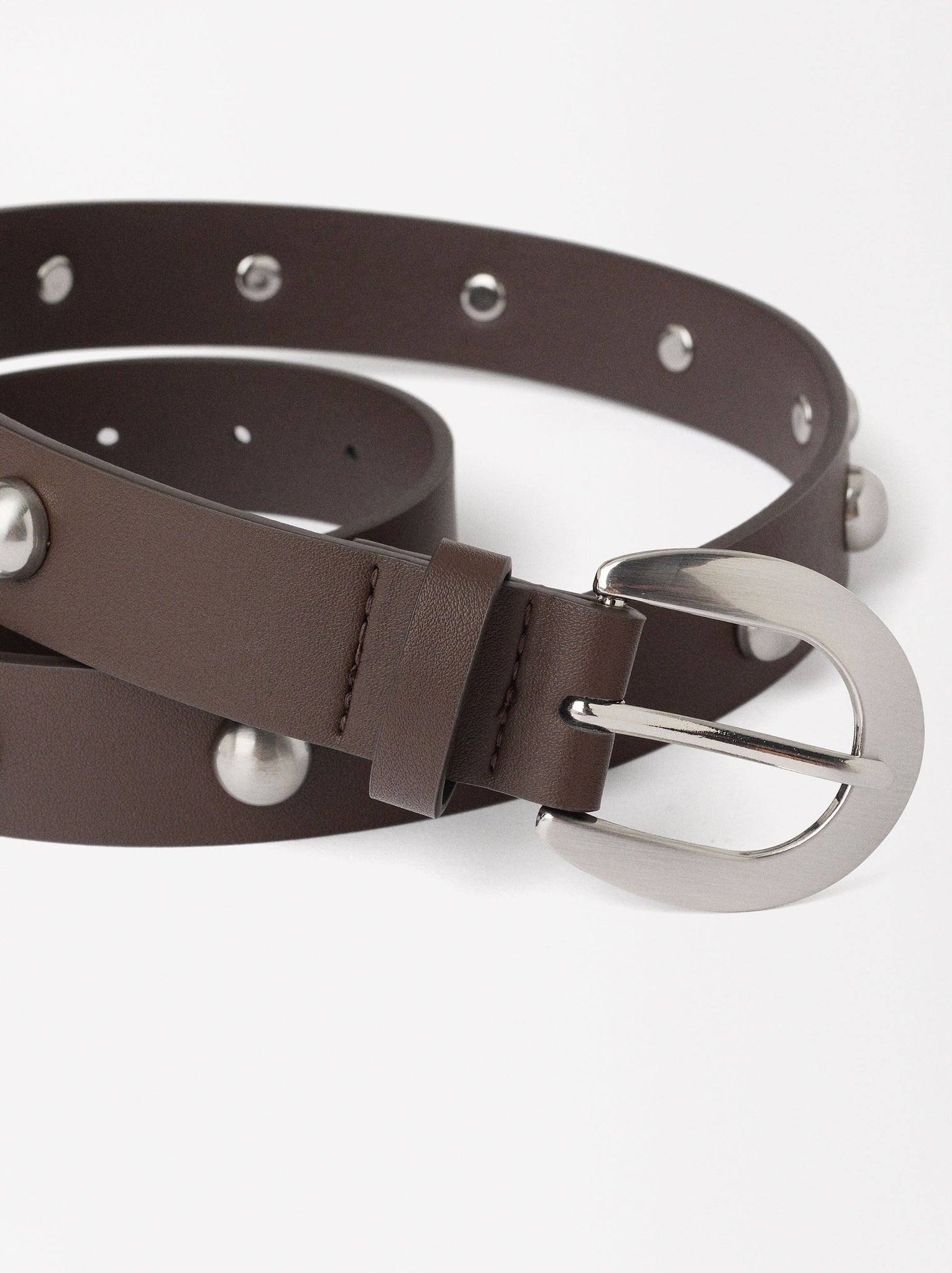 Belt With Tacks