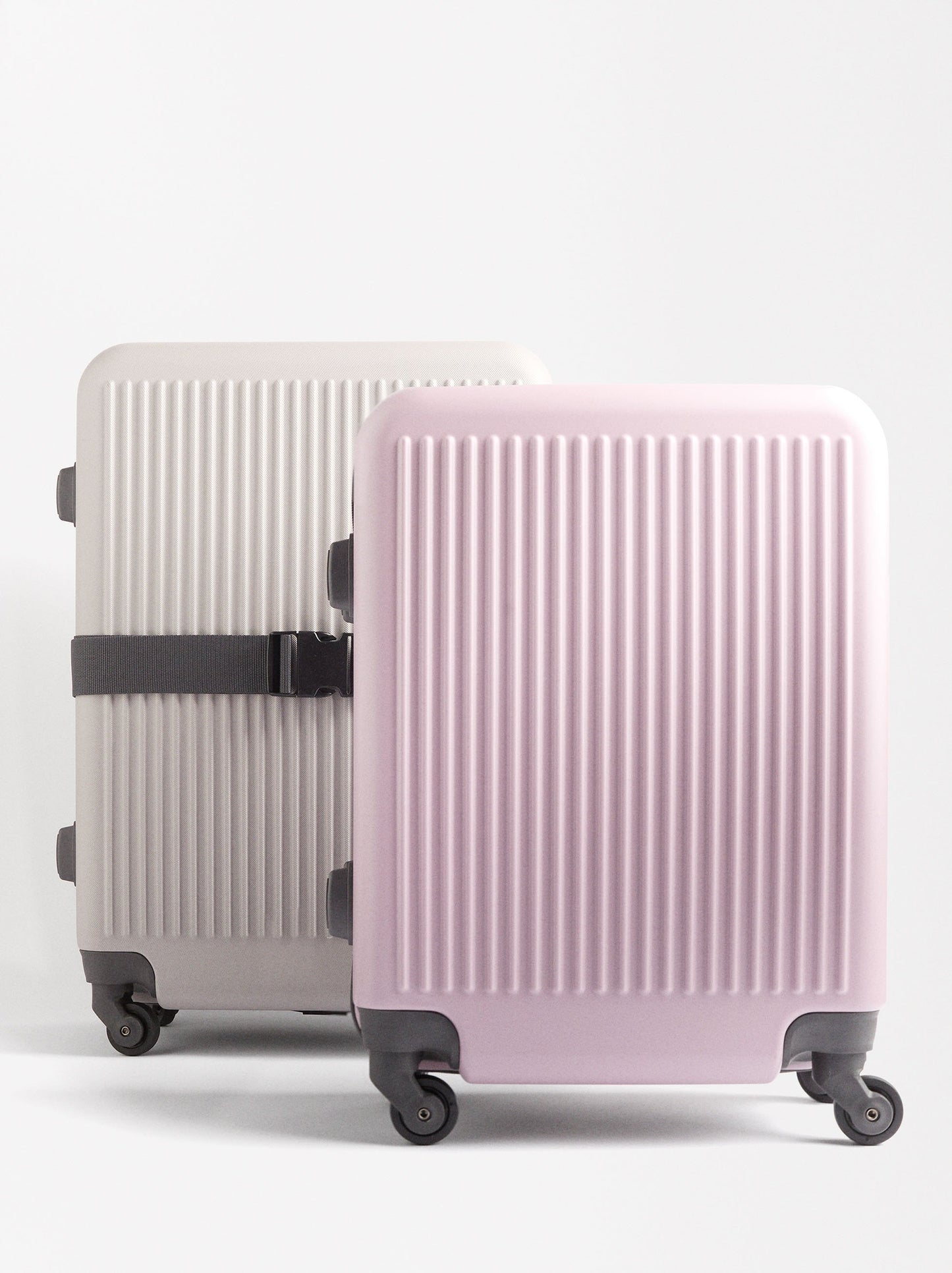 Textured Cabin Trolley