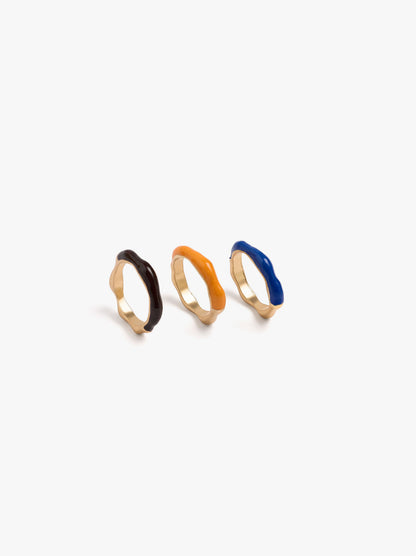 Set Of Wavy Rings With Enamel