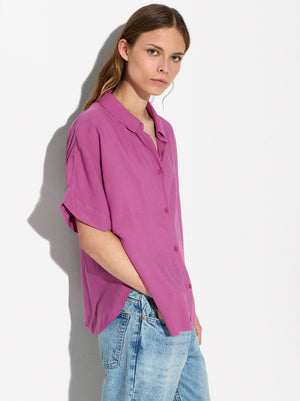 Short-Sleeved Shirt With Buttons